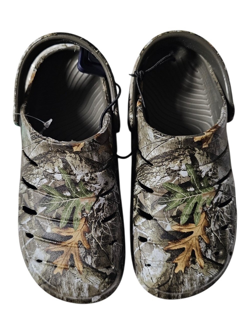 Rugged Shark Kids' Gray Camouflauge Slip-On Sandals